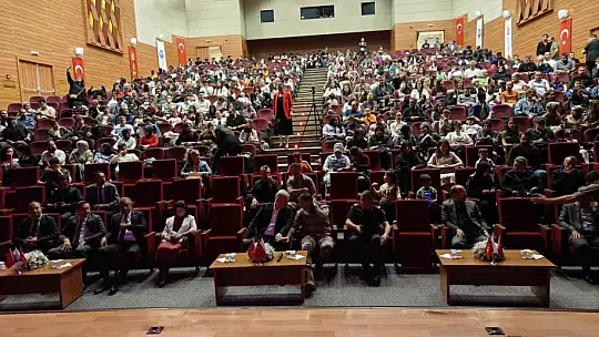 Kumar bağımlılığını tiyatro ile anlattılar