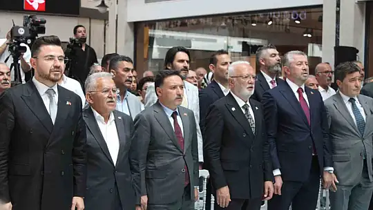 Kumsmall AVM'de 24 yeni mağaza açıldı