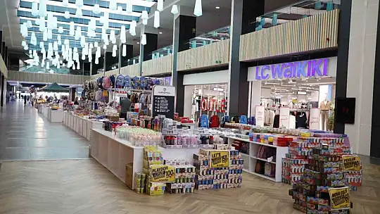 Kumsmall'da alışveriş şöleni