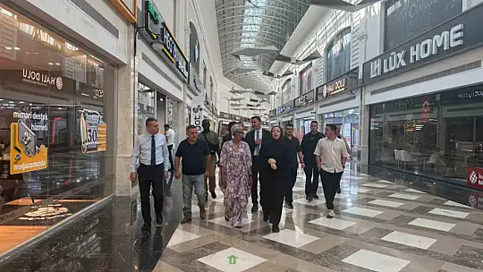 KUMSmall'da bir First Lady