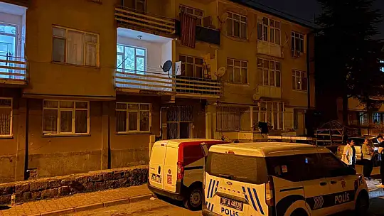 Kurşunlanan evde anne-oğul yaralandı