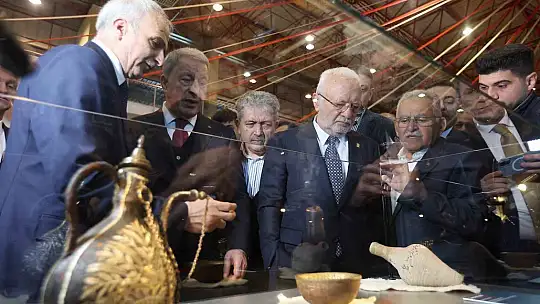 Kutsal Emanetler ve Vakıf Eserleri Sergisi açıldı