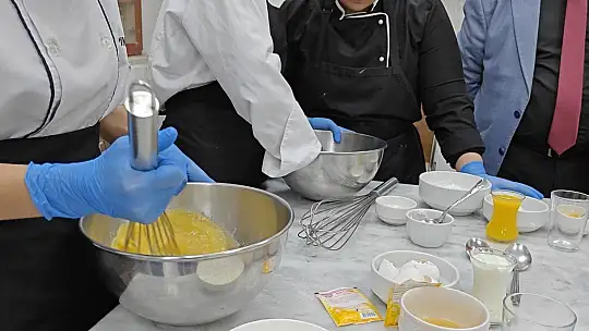Lise öğrencilerinden 'çölyak' farkındalığı