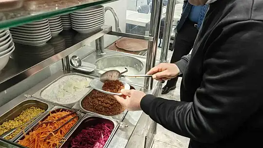 Lokantacılardan 'servis ücreti' kararına destek