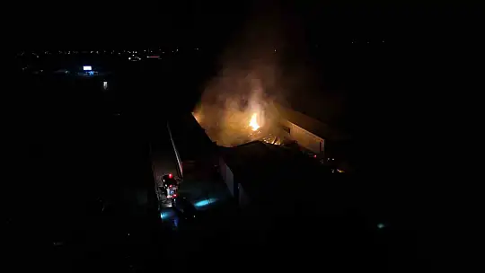 Mantar üretim tesisinde yangın