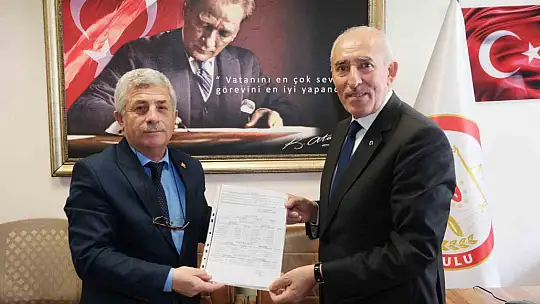 Mazbatayı alan Odakır: 'Hizmetlerimizle konuşulmaya devam edeceğiz'
