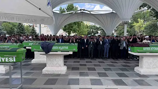 Mehmet Arar'ın babası toprağa verildi