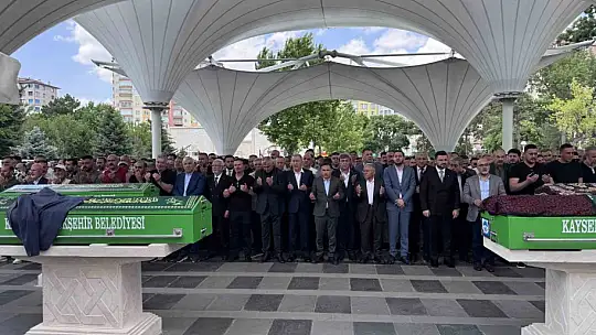 Mehmet Arar'ın babası toprağa verildi