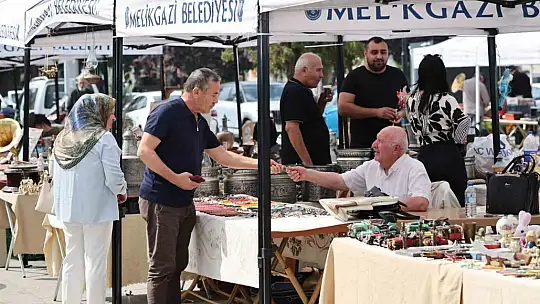 Melikgazi Antik Rüzgarı nostalji rüzgarı estirdi