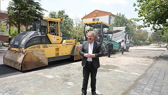 Melikgazi Belediyesi, 17 bölgede yol çalışması yapıyor