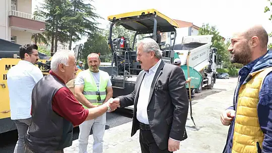Melikgazi Belediyesi, 17 bölgede yol çalışması yapıyor