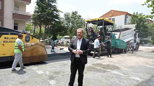 Melikgazi Belediyesi 2025 yılı asfalt sezonu boyunca 80 kilometre yol yaptı