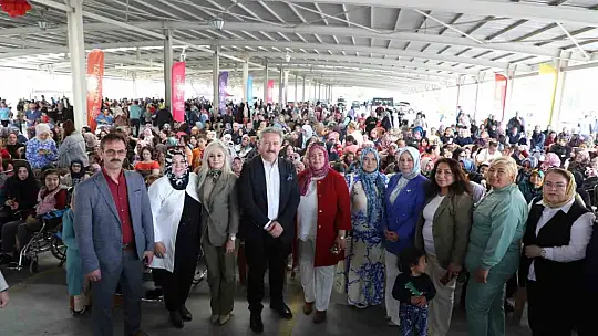 Melikgazi Belediyesi, Anneler Günü Şenliği ile gönüllere dokundu