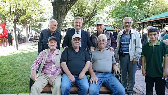 Melikgazi Belediyesi, Bahçelievler Mahallesi'ndeki parkı yenileyerek yaşam alanına dönüştürdü