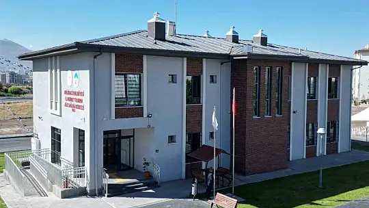 Melikgazi Belediyesi H. Mehmet Yıldırım ASM ve Ayten Yıldırım 112 Acil İstasyonu açıldı