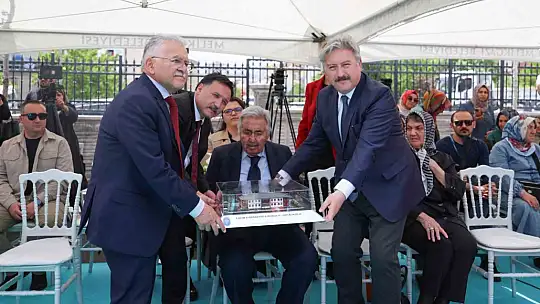 Melikgazi Belediyesi Kazım Karabekir İlkokulu ve Ortaokulu açıldı