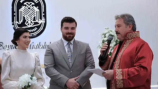 Melikgazi Belediyesi'nde 1 günde 60 nikah gerçekleşti