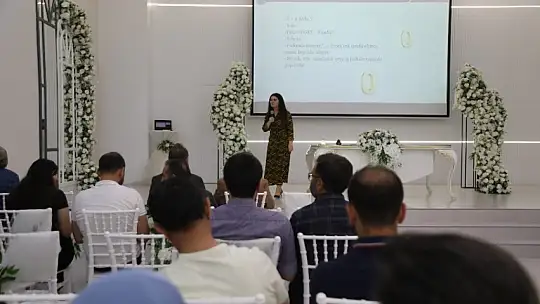 Melikgazi Belediyesi'nden Evlilikte İletişim semineri