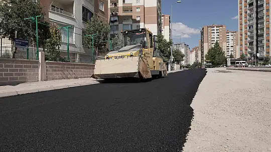 Melikgazi Belediyesi'nden İldem Bölgesi'nde kapsamlı asfalt çalışması