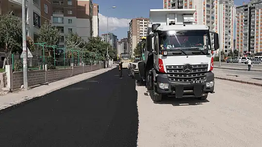 Melikgazi Belediyesi'nden İldem Bölgesi'nde kapsamlı asfalt çalışması