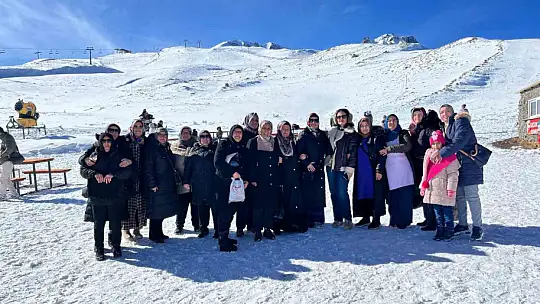 Melikgazi Belediyesi'nden özel ihtiyaçlı bireylere Erciyes havasında etkinlik