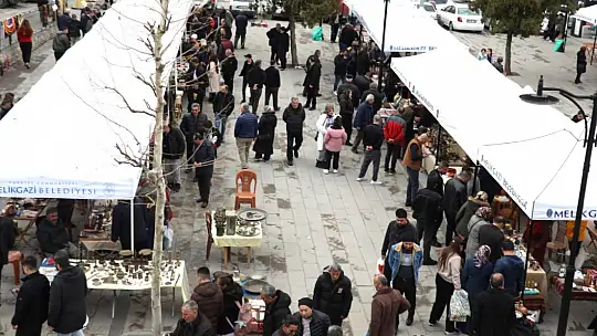 Melikgazi Belediyesi'nden şehrin merkezinde 'antika molası'