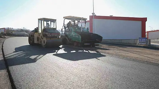 Melikgazi Belediyesi'nden Yeşilyurt Oto Sanayi Sitesi'ne büyük katkı