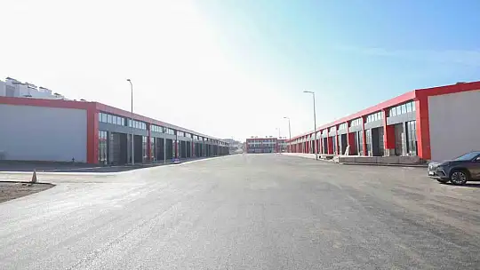 Melikgazi Belediyesi'nden Yeşilyurt Oto Sanayi Sitesi'ne büyük katkı