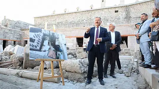 Melikgazi Belediyesi'nin vizyon projesi 'Gön Han', Kent Konseyi'ni ağırladı