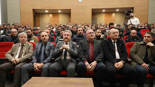 Melikgazi Belediyesi Park ve Bahçeler personeline 'Ağaç Bakım Sırları' anlatıldı