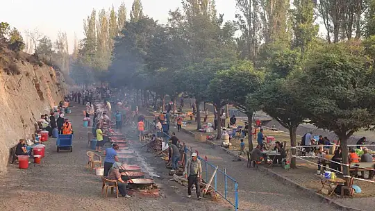 Melikgazi Belediyesi Salça Kaynatma Günleri rekor katılımla sona erdi