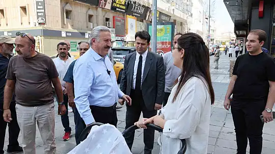 Melikgazi Belediyesi şehrin merkezine estetik katmaya devam ediyor