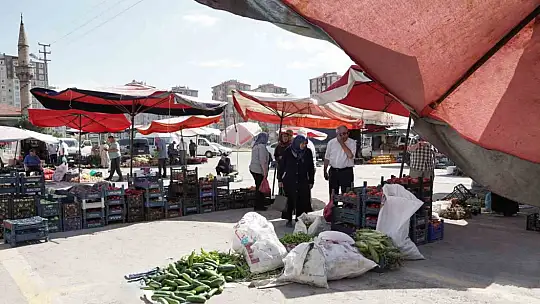 Melikgazi Belediyesi üretici pazarlarında organik ürünler vatandaşla buluşuyor
