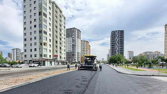 Melikgazi Belediyesi, Yıldırım Beyazıt Mahallesi'ne yaptığı yeni yol ile ulaşımı rahatlatacak