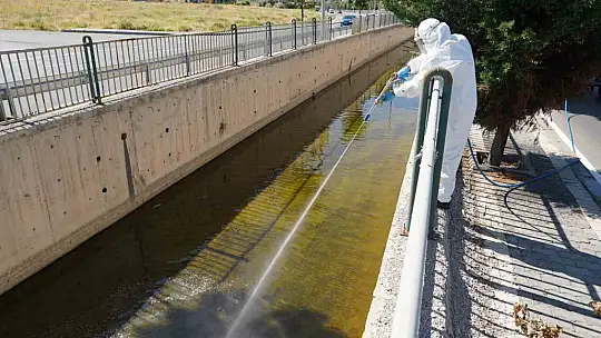 Melikgazi'de 58 mahallede ilaçlama çalışmaları devam ediyor