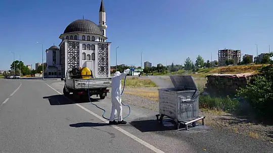 Melikgazi'de 58 mahallede ilaçlama çalışmaları devam ediyor
