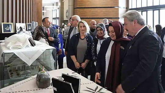 Melikgazi'de el emeği, göz nuru eserler görücüye çıktı