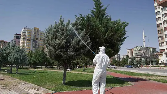 Melikgazi'de ilaçlama çalışmaları devam ediyor