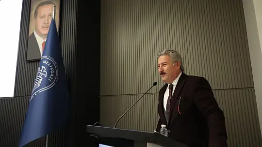 Melikgazi'de Kayseri'nin havacılık serüveninin dünü ve bugünü konuşuldu