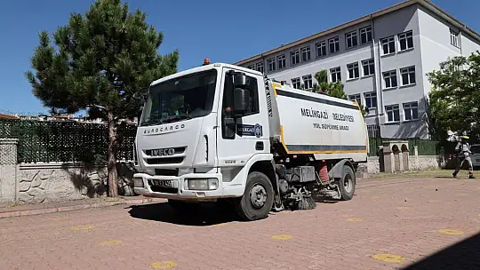 Melikgazi'de okullar yeni eğitim - öğretim yılına hazırlanıyor