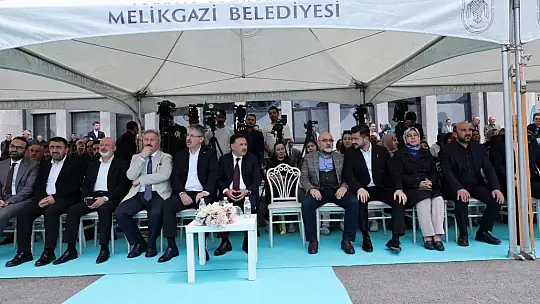 Melikgazi'de Osman-Fatma Fırıncı Cami ibadete açıldı