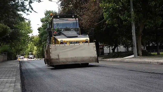 Melikgazi'den İldem'in ulaşımını rahatlatacak asfalt çalışması
