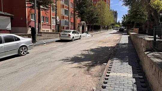 Melikgazi, İldem'e konforlu yaya yolları yapıyor