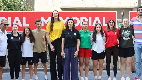 Melikgazi Kayseri Basketbol'da oyuncular ve teknik ekip sağlık kontrolünden geçti