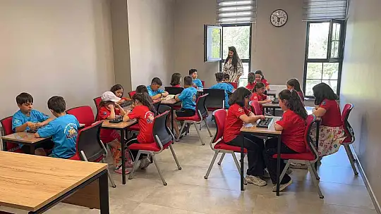 Melikgazi'nin kursları yaz mevsimine renk katıyor