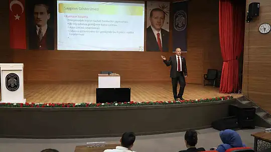 Melikgazi personeline protokol eğitimi