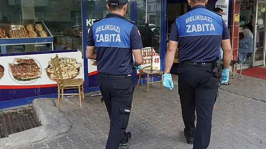 Melikgazi zabıtası market ve fırınlarda denetim yaptı