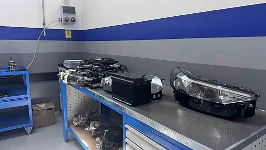 Meslek lisesine 'otomotiv eğitim laboratuvarı'