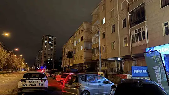 Mezarlık ziyareti dönüşü eşini evde ölü buldu