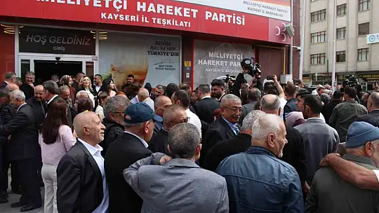 MHP'de bayramlaşma
